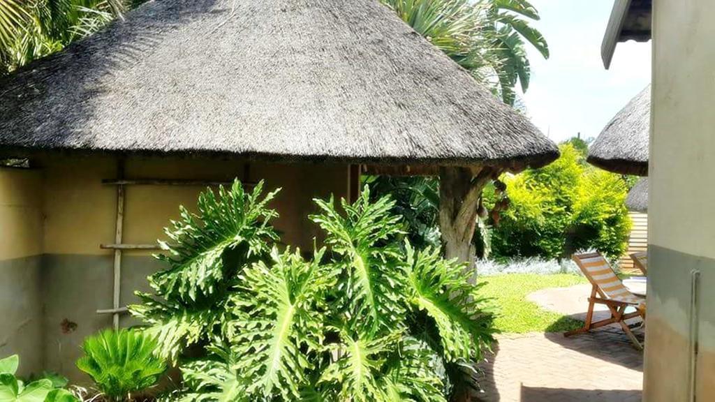 Lani'S Guest House - No Loadshedding Musina Bagian luar foto