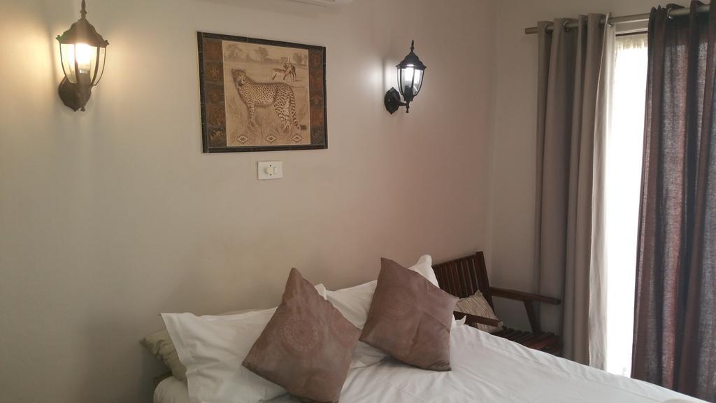 Lani'S Guest House - No Loadshedding Musina Bagian luar foto